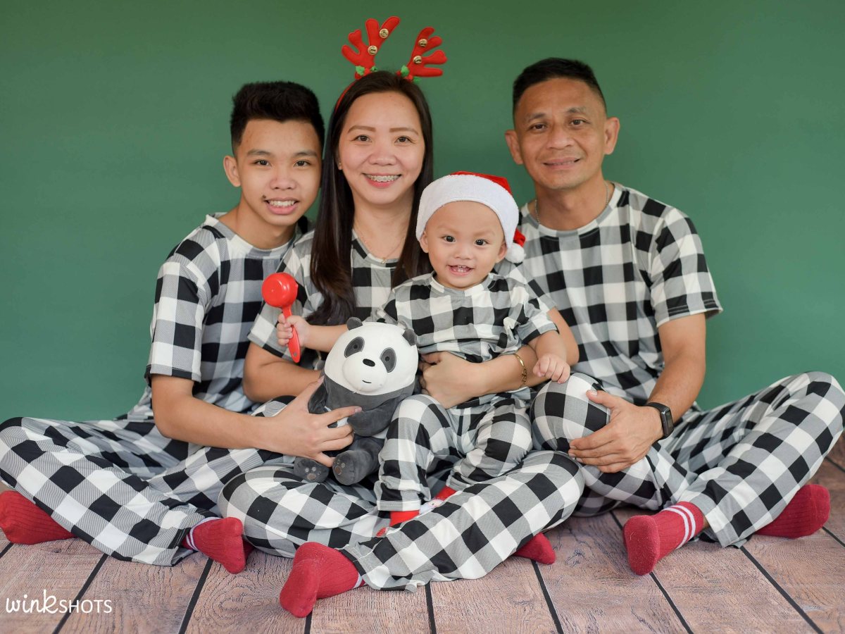 Family Photo session in Christmas Pajamas |&nbsp;Cavite