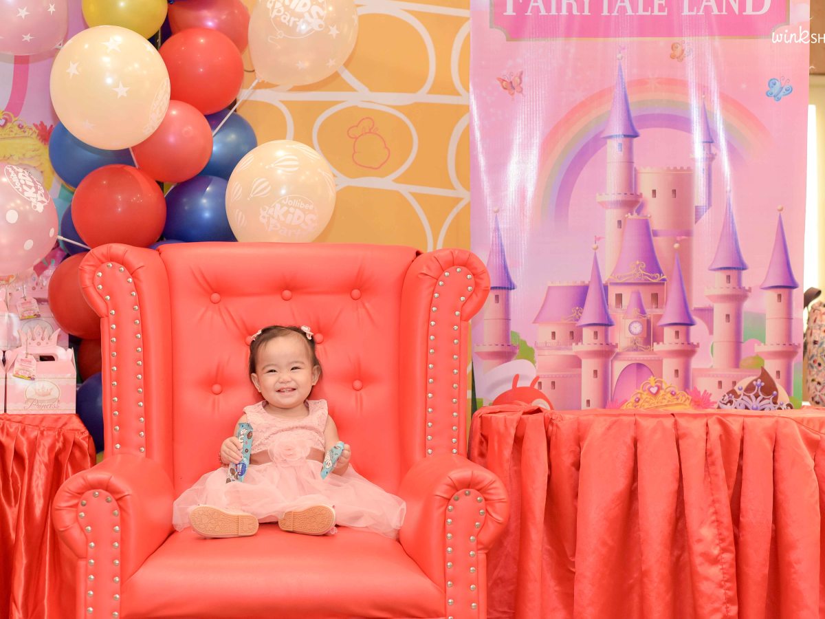 Jollibee Indang 1st Birthday |&nbsp;Lara