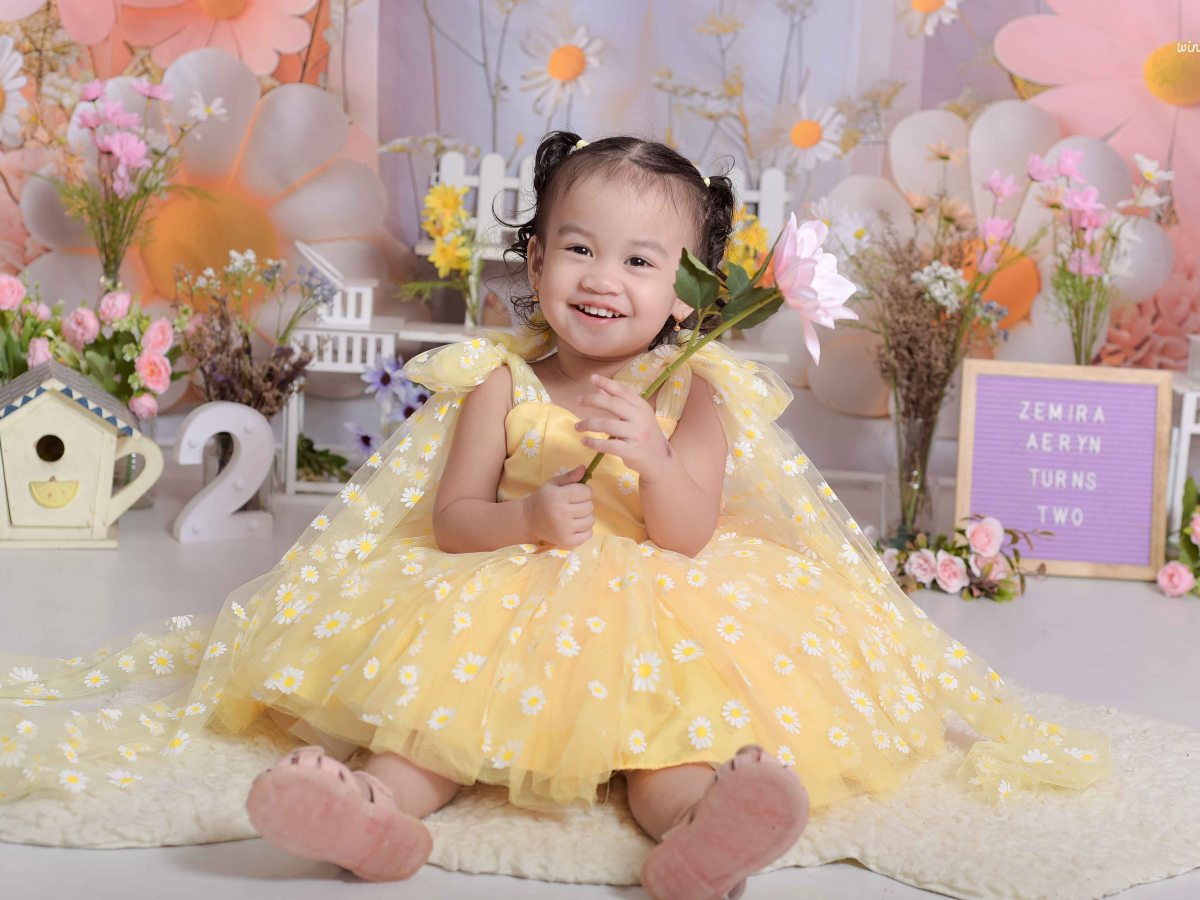 2nd Birthday Photoshoot – Daisy&nbsp;Theme