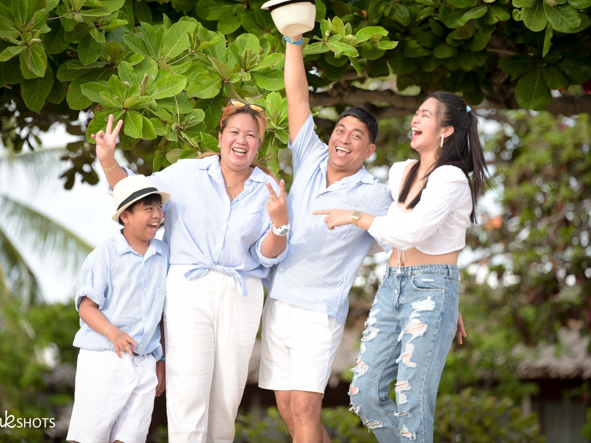 Family Photoshoot | Casobe Beach Calatagan&nbsp;Batangas